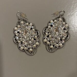 Elegant Silver and Pearl Earrings